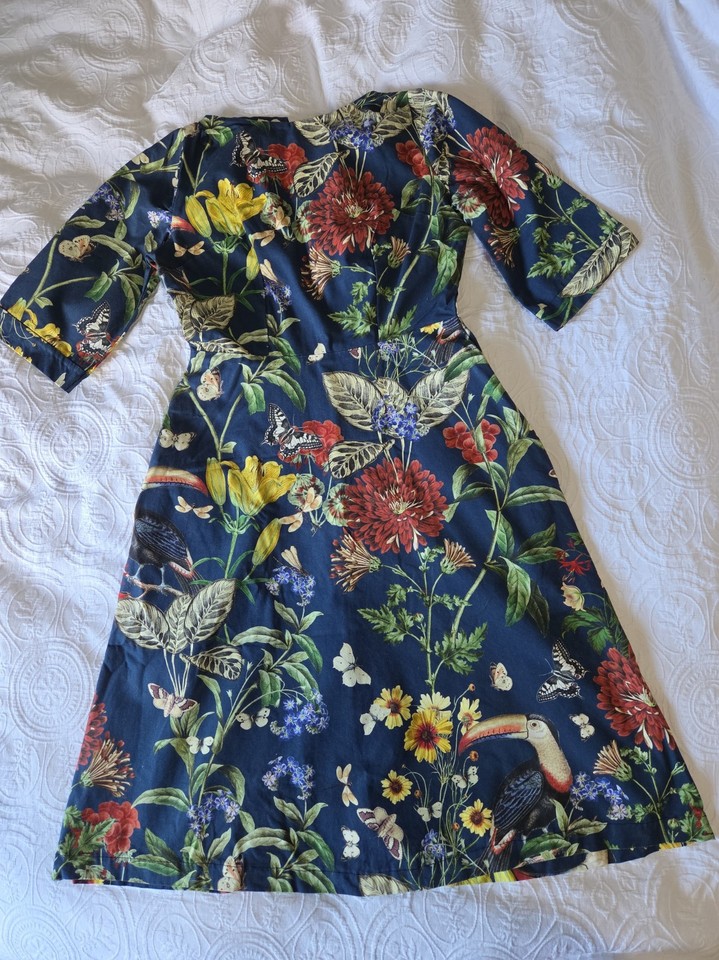 8/10 Fit And Flare Dress Tropical With Pockets