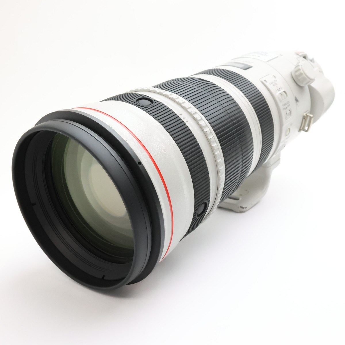 Canon EF 200-400mm F/4L IS USM w/ Built-in Extender 1.4X (EF mount