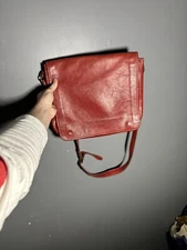 I.Medici Italian Red Leather Messenger Bag