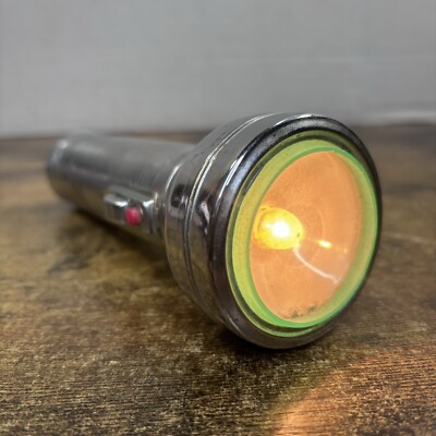 VTG White Elephant D-Cell Mining Flashlight Chrome Beveled, Working Collectible