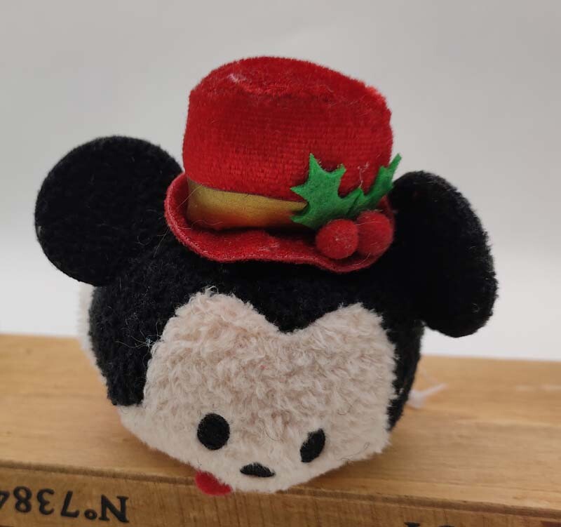 2019 Disney Store Mickey Mouse Tsum Tsum Christmas Plush Mini
