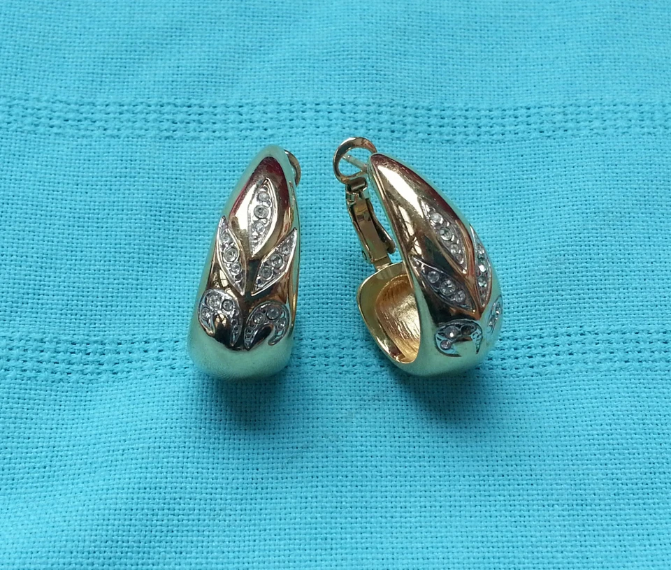 Prächtige Pierre Lang Ohrringe, Creolen goldfarbig mit glizernden Kristallen - Bild 3 von 4