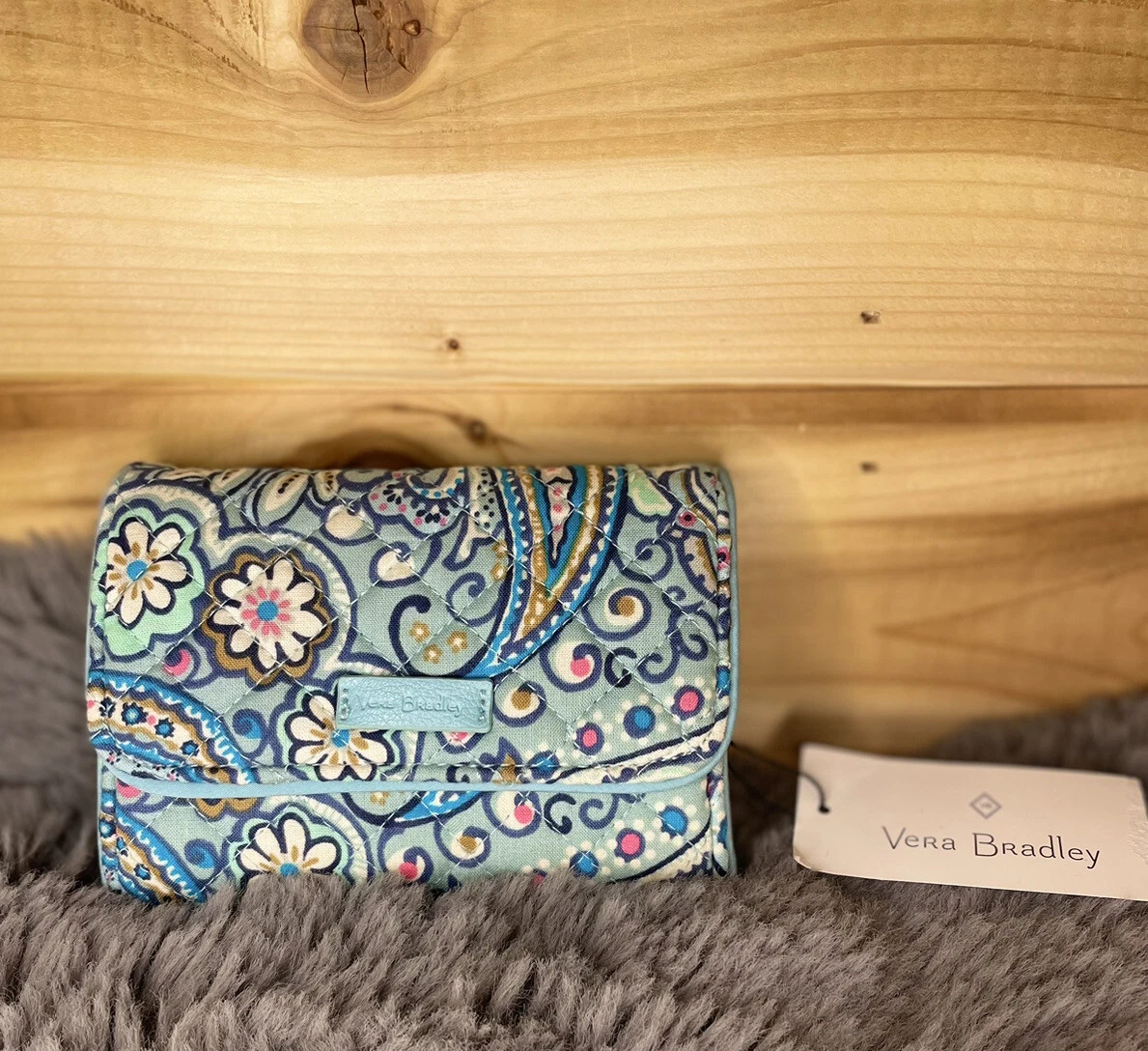 NWT Vera Bradley Riley RFID Compact Wallet Blue Daisy Dot Paisley | eBay