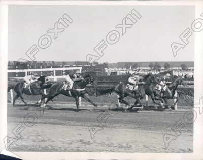 1948 Aqueduct Race Track Jockey Porter Roberts Leads on Tide