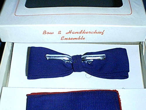 Vintage "Bow Tie & Handkerchief Ensemble" Dark Navy Blue & Red design New in Box - Picture 3 of 4