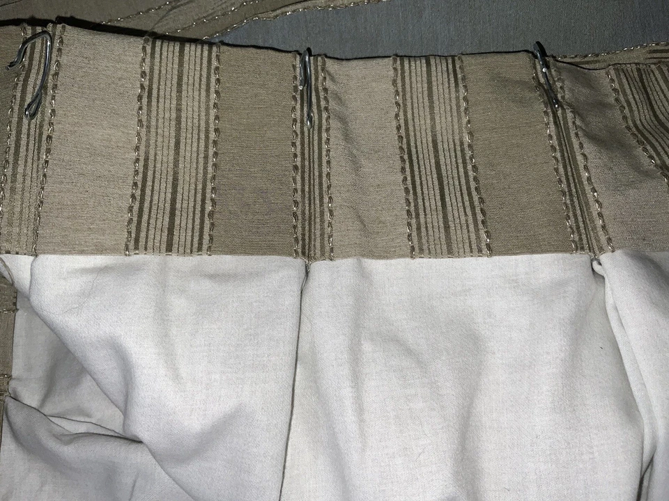 CORTINAS PLISADAS KRAVET PERSONALIZADAS ~ RAYAS TOPO, GRIS Y DORADO ~ 90” DE LARGO Foto 3 de 4