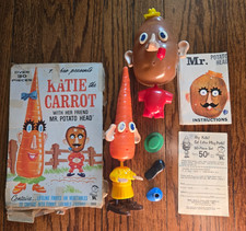 Vintage Hasbro 1960s Mr Potato Head / Katie the Carrot w/ Accessories