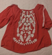 SOLITAIRE Women's Embroidered Top/Size 1X Coral Peasant/Off the Shoulder BOHO