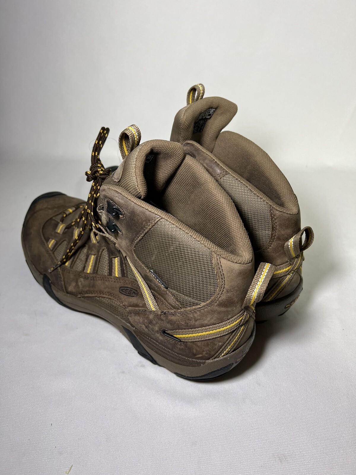 Keen Alamosa Mid Men’s Size 13 Trail Hiking Boots Lace Up Brown Leather Ankle