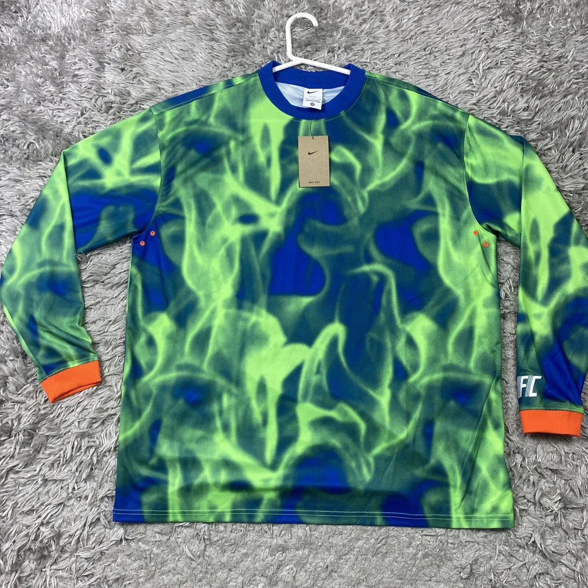 Nike Dri Fit F.C. Men s Long Sleeve Graphic Soccer Top XL DV9798 New