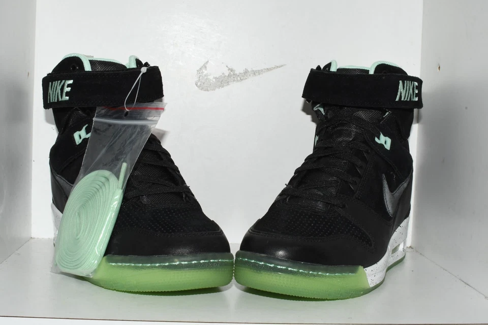 NIKE AIR REVOLUTION SKY HIGH ARTIC GREEN WOMEN'S SHOES - WOMEN'S SZ 7 SNEAKERS - Image 2 of 4