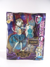Monster High Collector Doll Frankie Stein Mat...