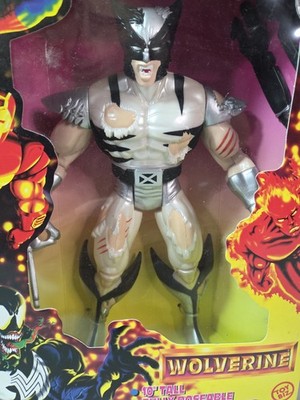 Vintage Toy Biz Marvel Universe Battle Damage Wolverine X-Men 10