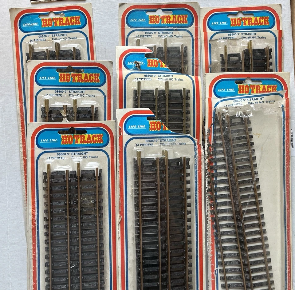 Ho Scale Life-like Railroad Track Lot Of 8 - Image 2 of 4