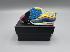 Rare Air Max Mini Sneaker Keychain with Shoe Box 3D Gift/Charm High Quality