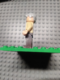 LEGO Star Wars Owen Lars Minifigure (sw0559) - UCS Sandcrawler 75059