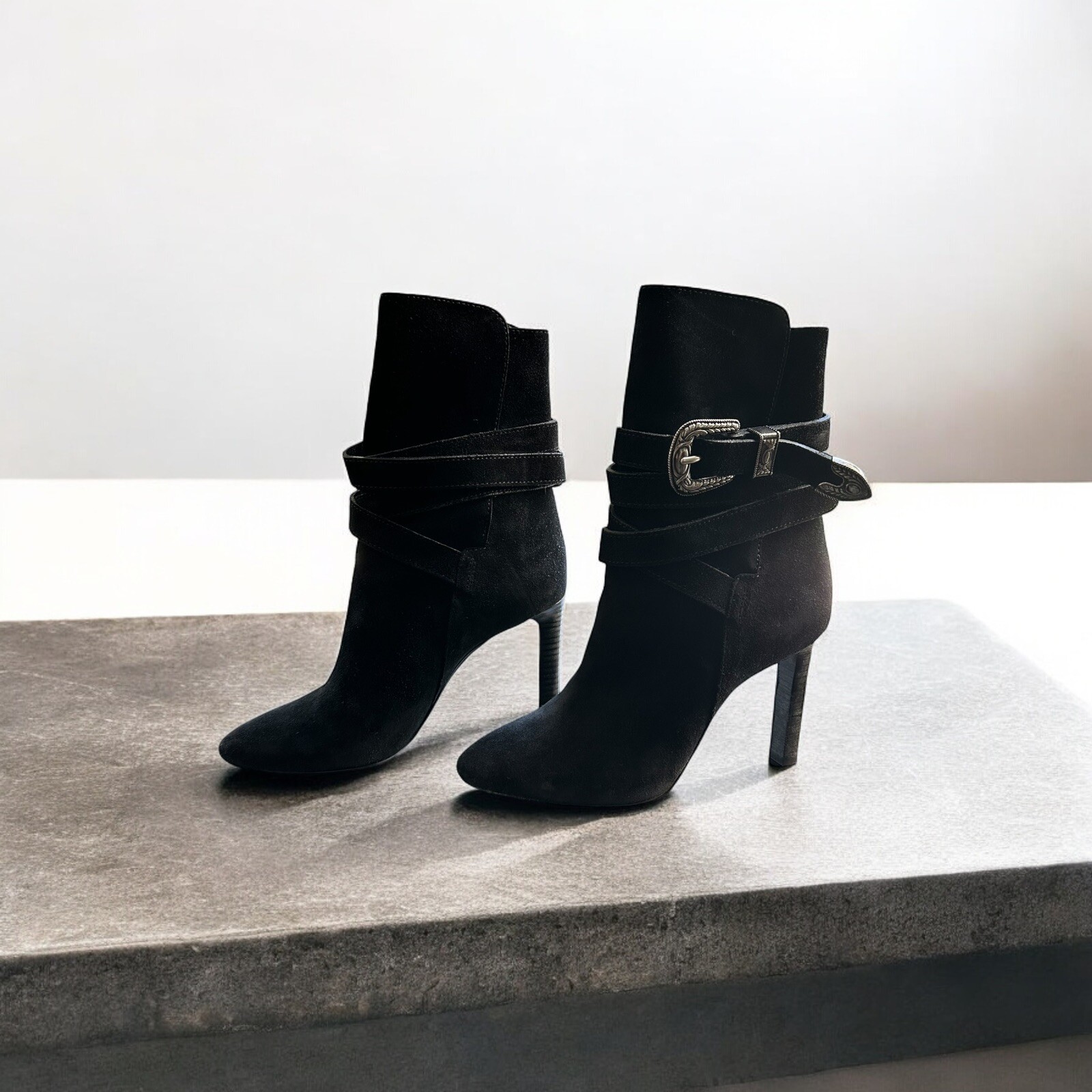 Stivali Saint Laurent mica in pelle scamosciata nera stile western 36