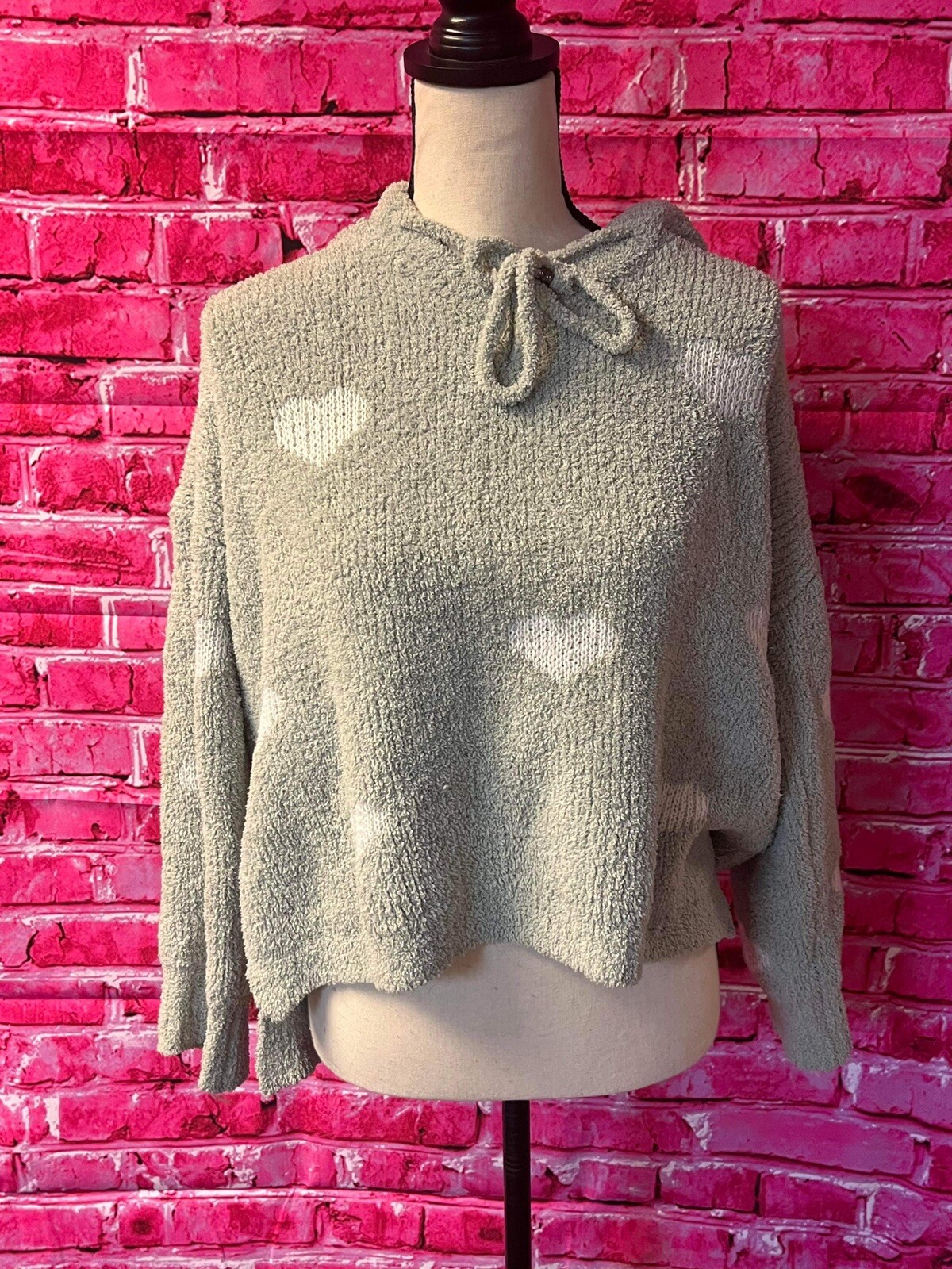 POL Green Heart Pullover - image 1