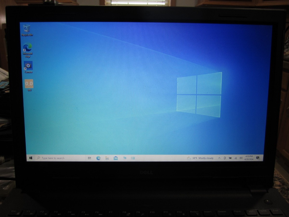 Dell Inspiron 15 3541 AMD A4-6210 1.8GHz 8GB RAM NEW 256 GB HD WIN
