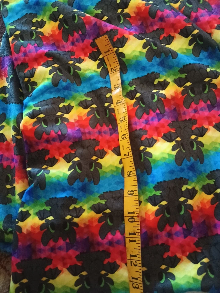 fabric black Rainbow Fractured Toothless Scales Knit Stretch Fabrics 60 W LOt - Image 3 of 4