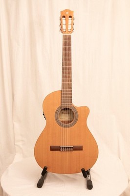 Gitarre Alhambra Z Nature CW EZ mit Gigbag, neuwertig, Größe 4/4