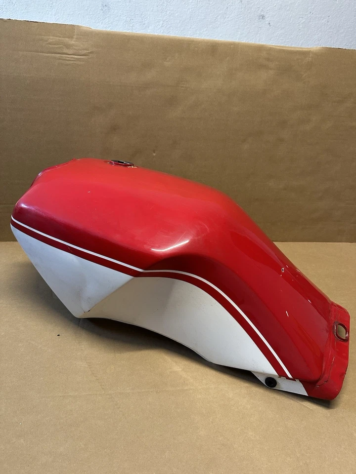 YAMAHA XZ550 11U TANQUE GASOLINA TANQUE COMBUSTIBLE ORIGINAL 1982-1984 B0066 Foto 2 de 4