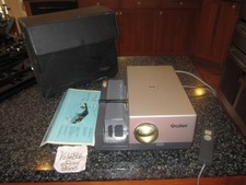 Rollei P35 35mm Slide Projector AutoFocus w/CASE  REMOT - PWRS ON  BULB LIGHTS