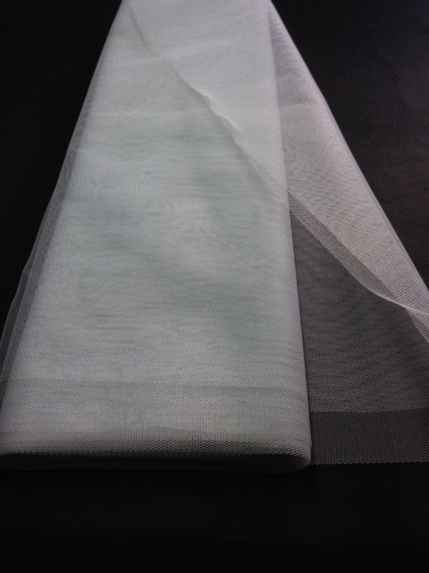 Tulle souple gris 300 cm rouleau 25 mètres pour nœuds et décoration mariage