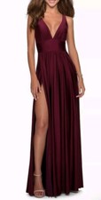 NEW La Femme Dark Berry Plunge Neck A-Line Gown Size 2 NWT 28547