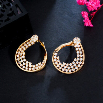 Simple Round Cubic Zirconia Crystal Tiny Stud Earrings for Ladies Dancing Party