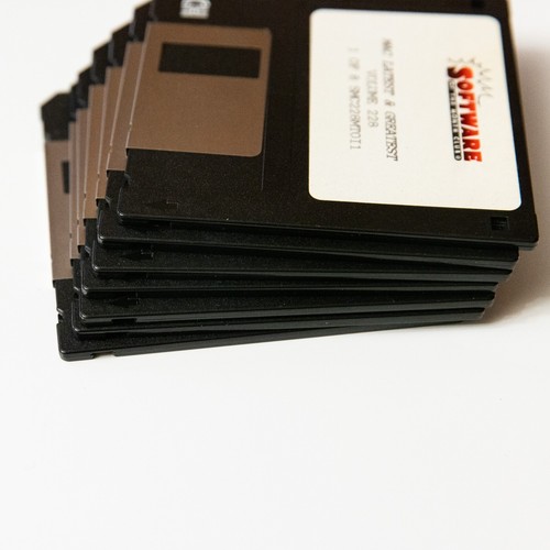 Vintage Macintosh Software of the Month Floppy Disks Vol 228 Missing one - Picture 6 of 7