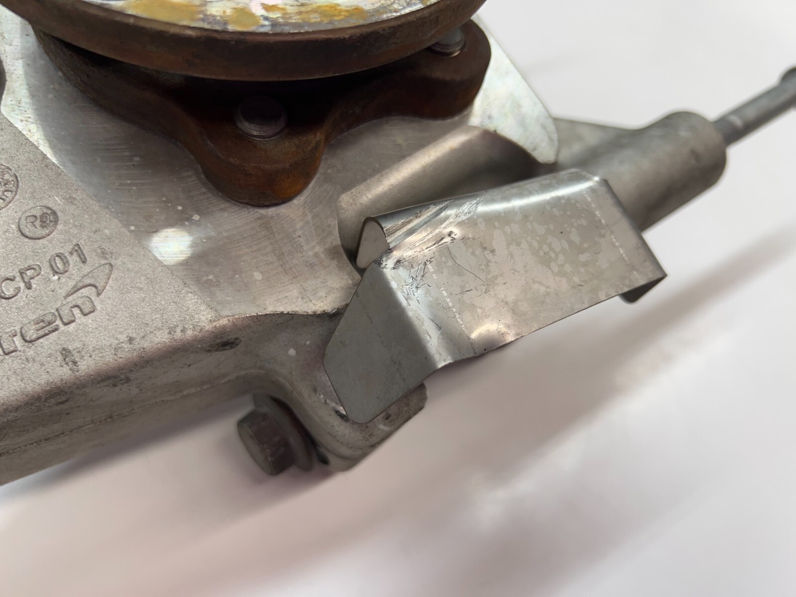 MCLAREN 650S REAR RIGHT PASSENGER RH WHEEL HUB SPINDLE OEM 11B0094CP 11B0624CP