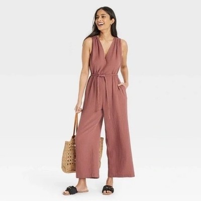 Universal Thread Gauzy Wide Leg Jumpsuit Size XS Mauve Sleeveless V-Neck Belted
