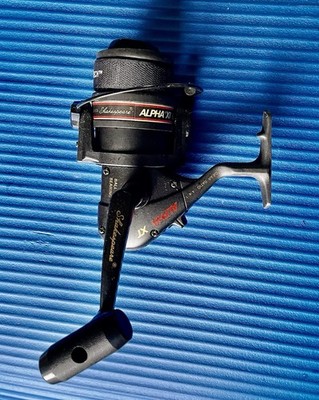 SHAKESPEARE ALPHA  XT 600 SPINNING REEL - EXCELLENT