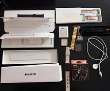 Apple Apple Watch mit OVP, Ladekabel, Armbändern, Schutzcase & Zubehör