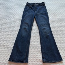 Old Navy Women's Jeans High-Rise Flare Size 8 Secret Smooth Pockets Dark Washed