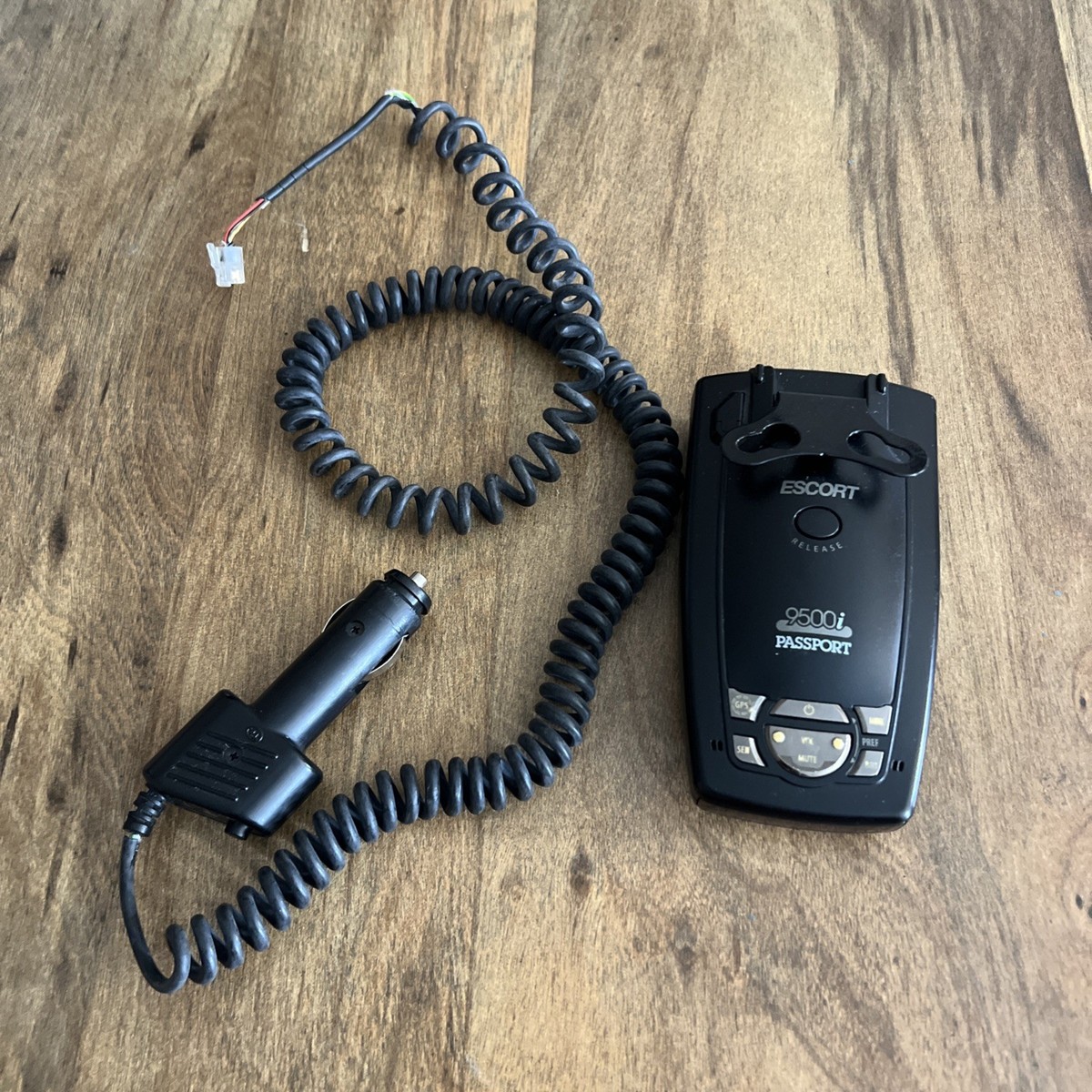 ESCORT 9500ix PASSPORT レーダー探知機USA アメリカ製