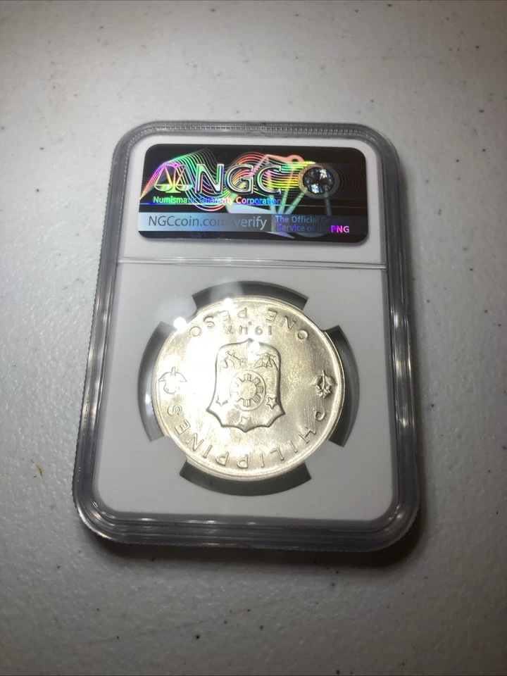 1947S Philippine Peso Douglas MacArthur NGC MS65! - Image 2 of 2