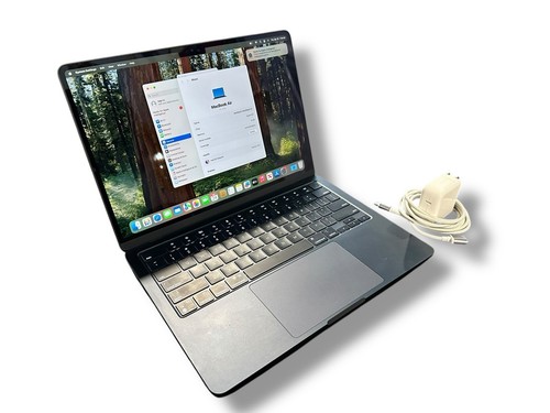 Apple MacBook Air Midnight 13" 256GB SSD 8GB RAM M2