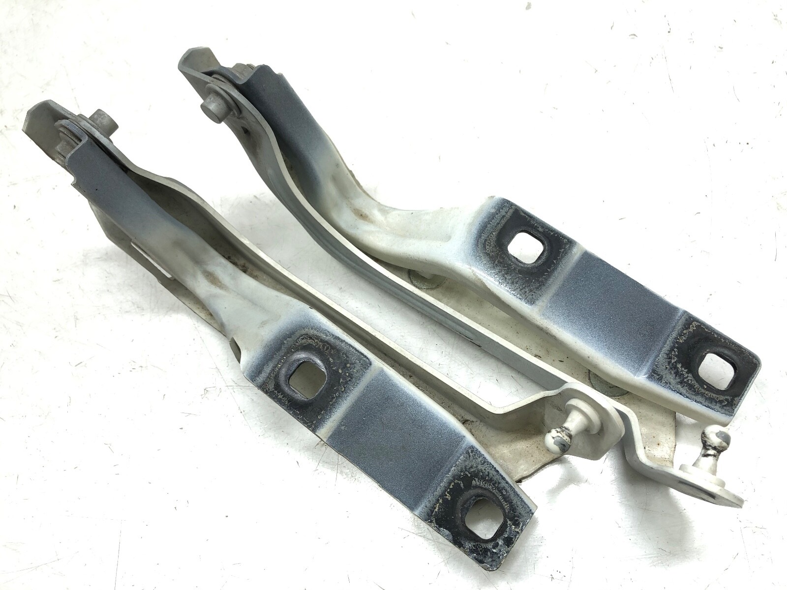 2014-2019 MASERATI GHIBLI HOOD HINGES SET X2 OEM.