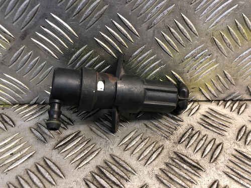 BMW 7 E65 E66 Rechte Seite Scheinwerfer Waschdüse Sprühstrahl 7001949