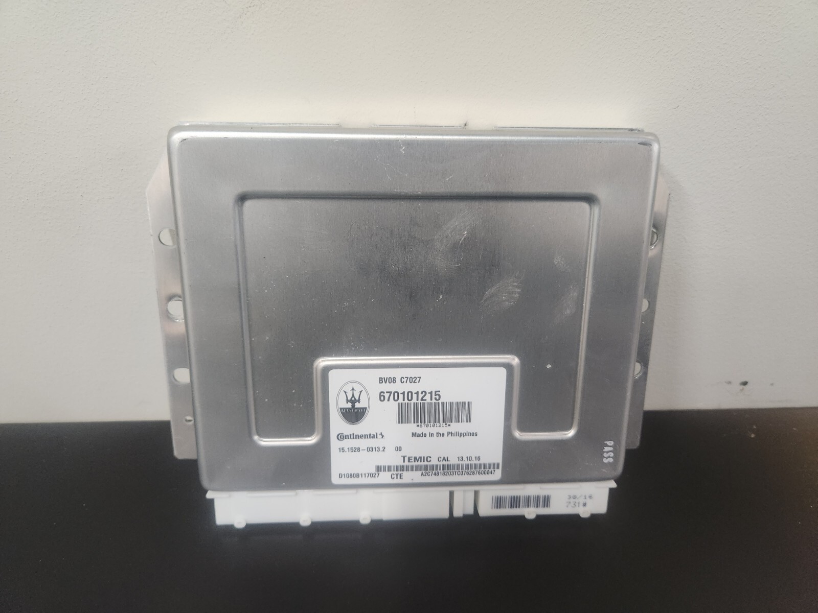 2017 Maserati Levante Suspension Control Module OEM 670101215 