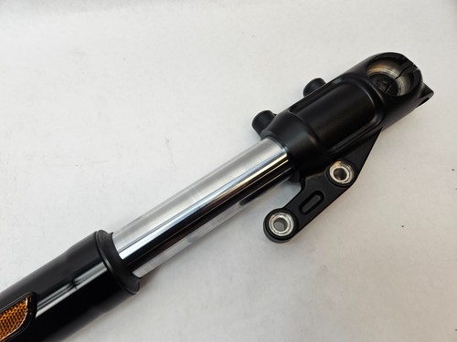 OEM Harley Davidson Right Side Front Fork Leg Assembly Softail 2018 Up Used - Picture 20 of 21
