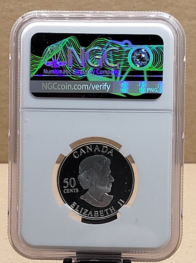 2004 CANADA 50c - TIGER SWALLOWTAIL BUTTERFLY - HOLOGRAM