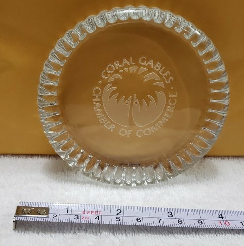 Coral Gables/Miami, Fl Chamber of Commerce Paperweight Souvenir (Pre-Owned) - 第 3/4 張圖片