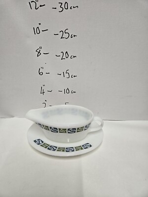 VINTAGE JAJ PYREX SAUCIERE/SOSSENBOOT UND UNTERTASSE