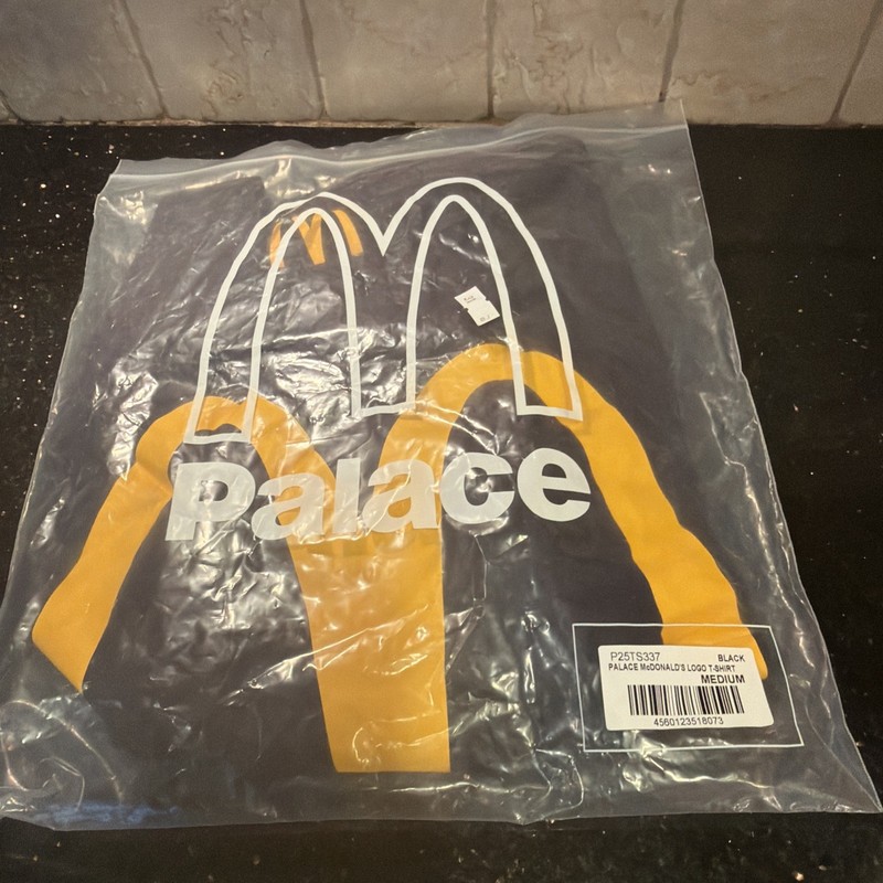 NEW Palace x McDonald's Logo T-shirt Size Large Tee