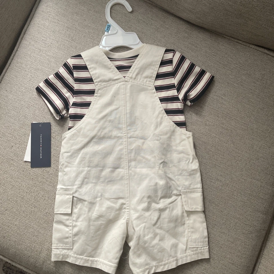 Conjunto de shorts Tommy Hilfiger bebê-meninos 2 peças - Imagem 2 de 3