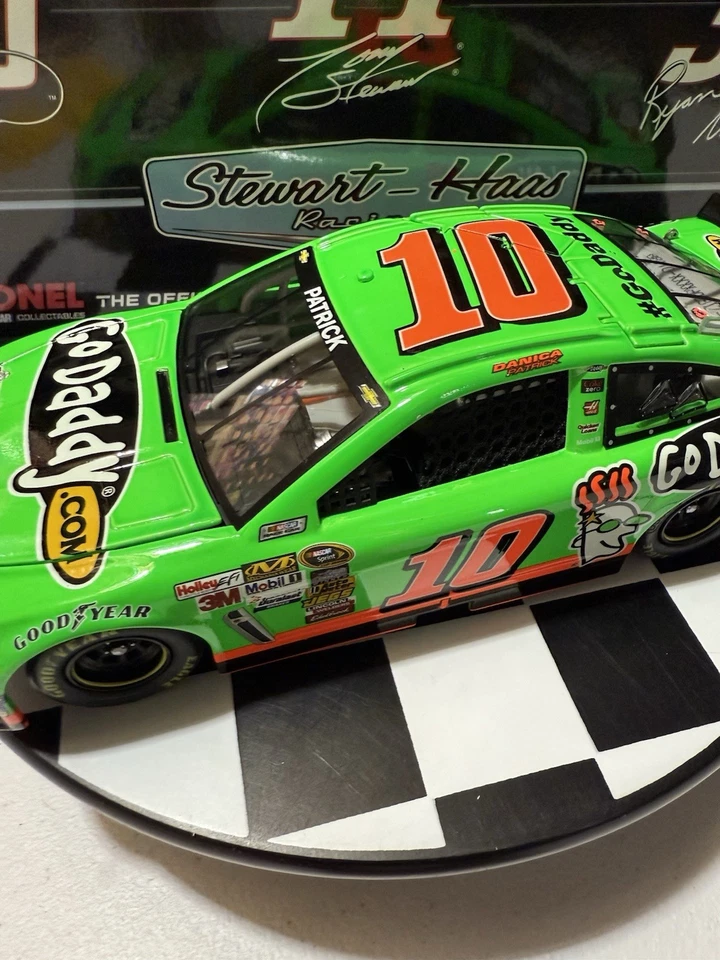 Danica Patrick #10 GoDaddy.com 1st Cup Series Pole 2013 1/24 Nascar Diecast - Image 3 of 4