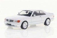 Mercedes Sec 560 Amg Widebody Weiß – Sammlermodell Im MaßStab 1:43